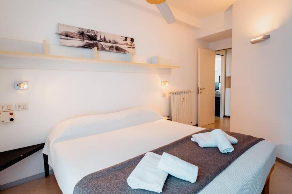 Grand Central Ventimiglia - Wifi & Parking Exteriör bild